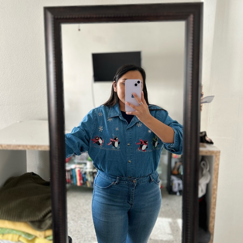 ✨🌸 Denim Women’s Embroidered Blouse | Vintage | XXL